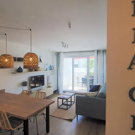 Apartment Appartement, Clim, Parking - 4 Pers. - Fr-1-874-7 Le Grau-du-Roi